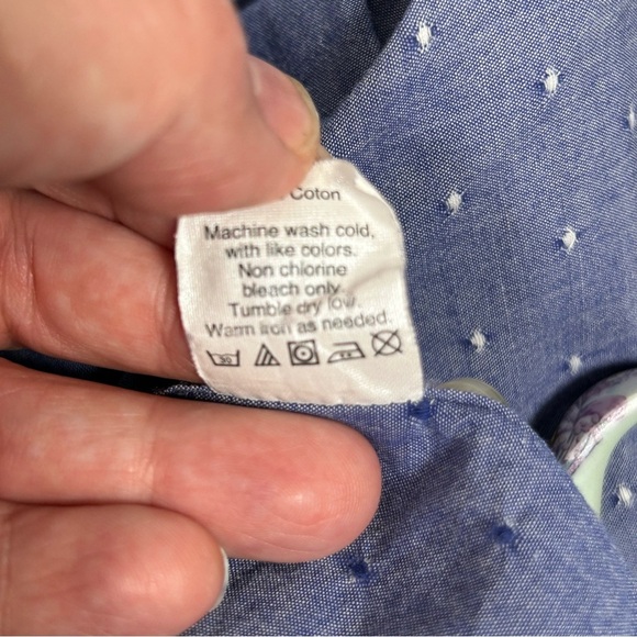 J. Crew Men's Casual Blue Button-Down Shirt with Textured Dots - Picture 11 of 12